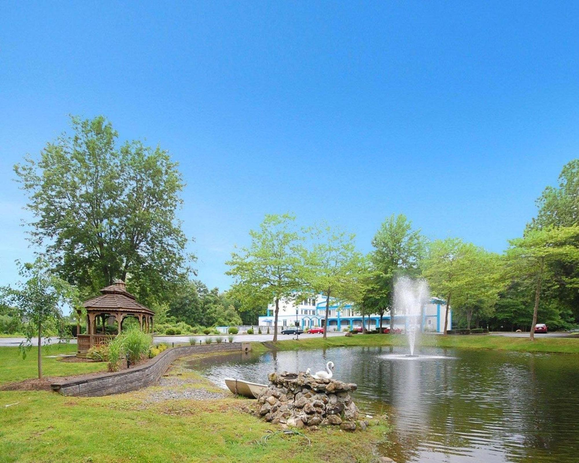 Econo Lodge Inn & Suites Old Saybrook - Westbrook Exterior foto