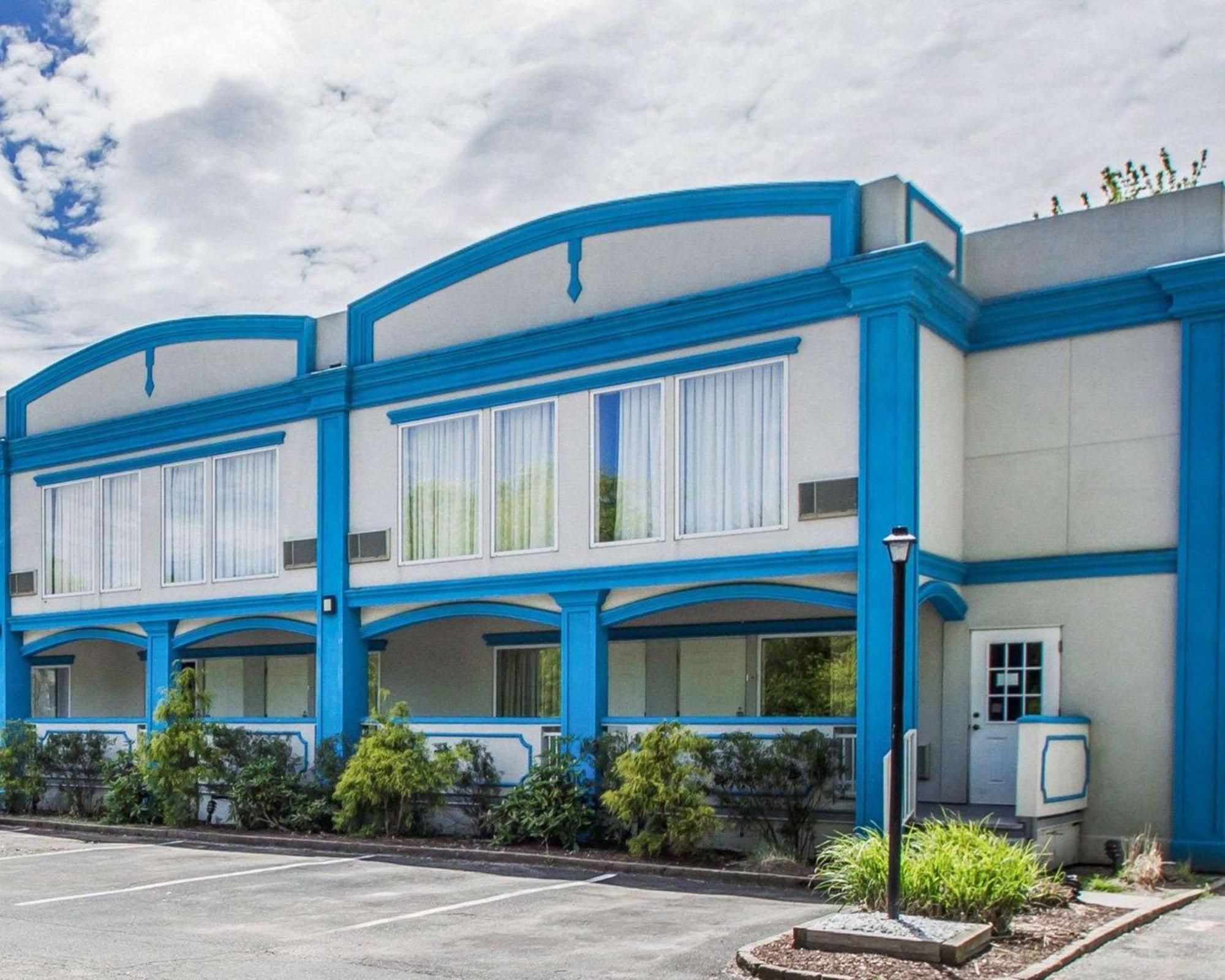 Econo Lodge Inn & Suites Old Saybrook - Westbrook Exterior foto